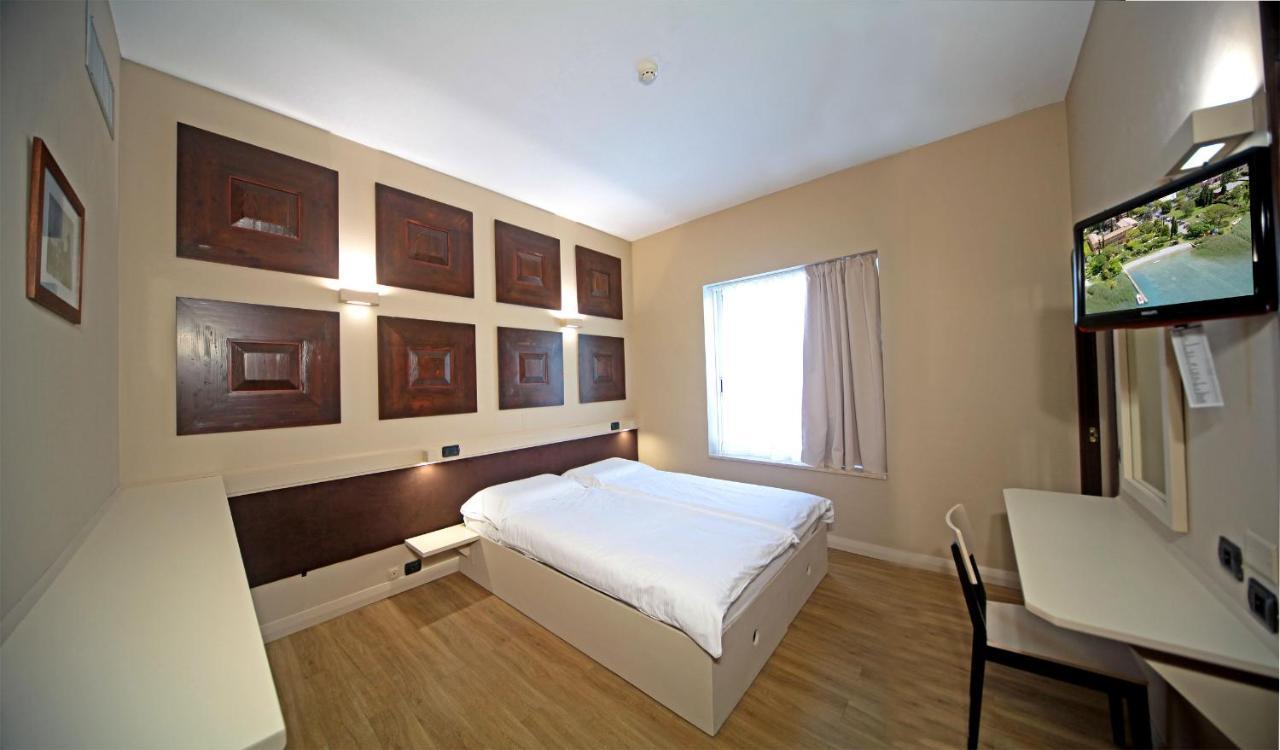 La Pauel Khách sạn Sirmione