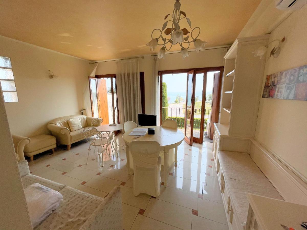 Apartament 5 Star With Private Beach And Garage