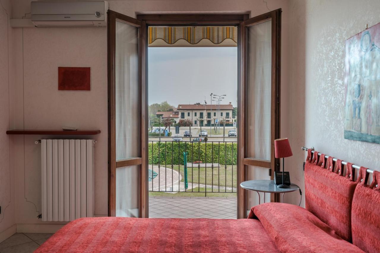 Appartamento Mosaici Sunrise - Front With Beautiful View Sirmione