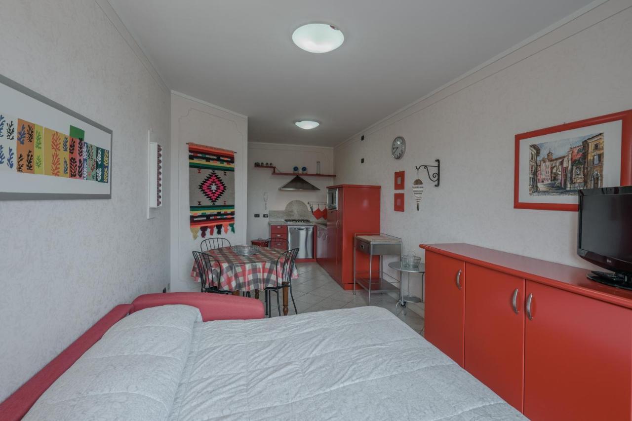 Appartamento Mosaici Sunrise - Front With Beautiful View Sirmione