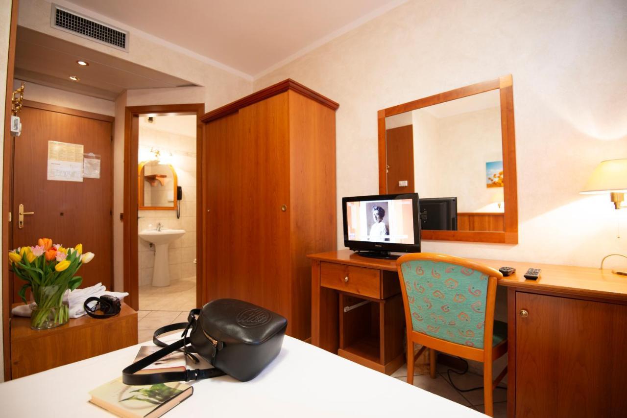 Corte Regina 3* Sirmione