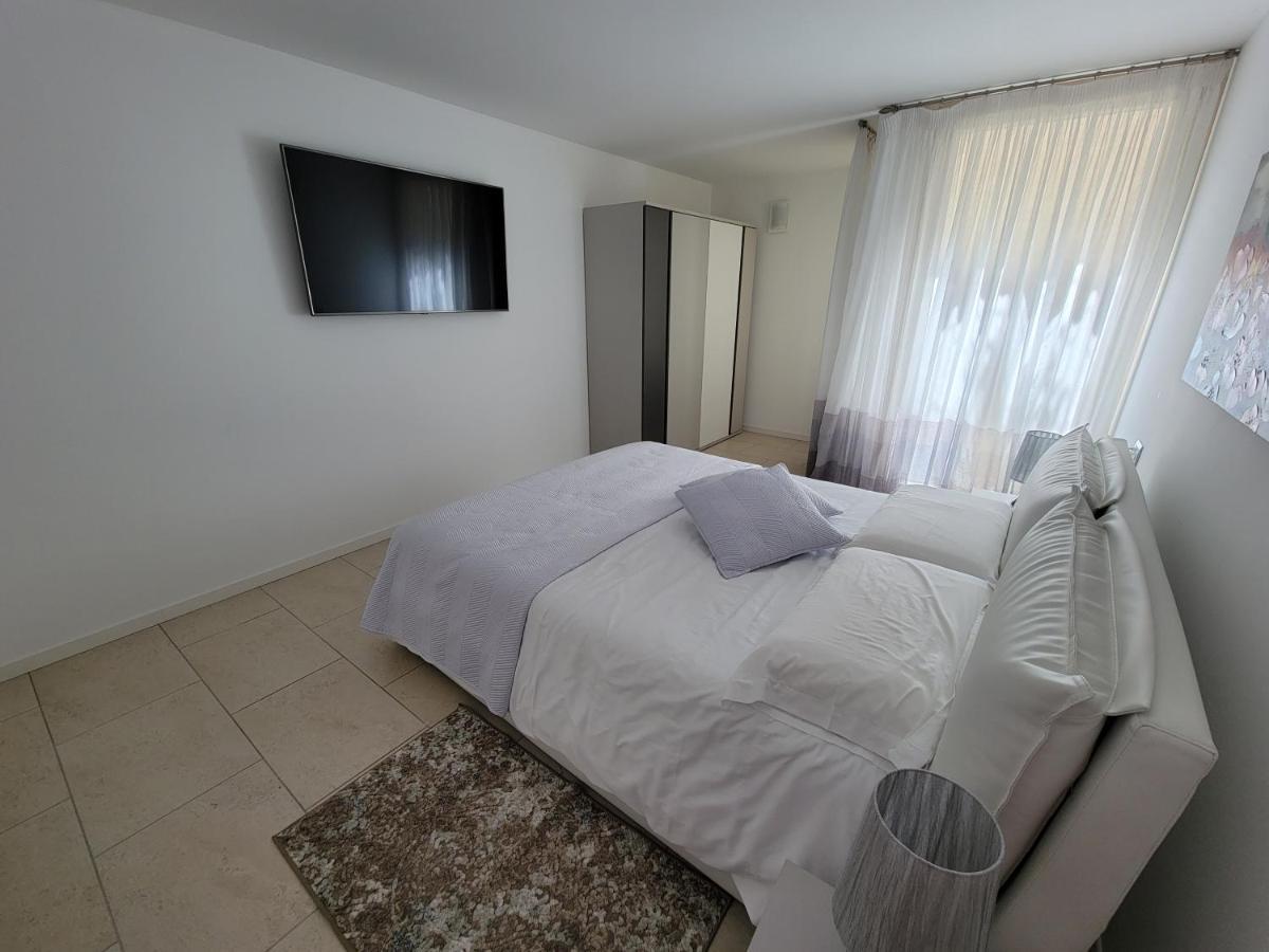 Apartment Royal Garda Sirmione