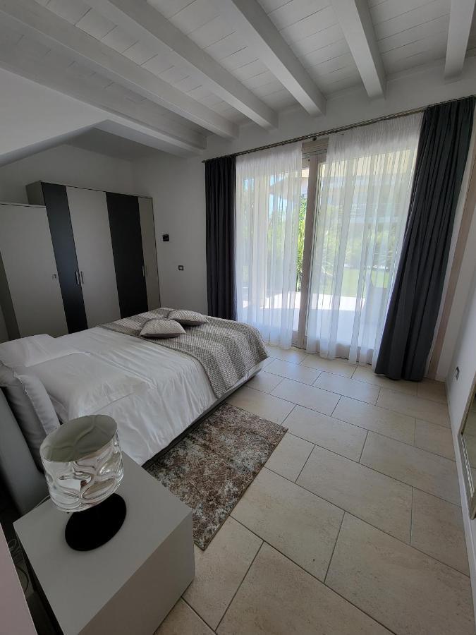 Royal Garda Apartment
