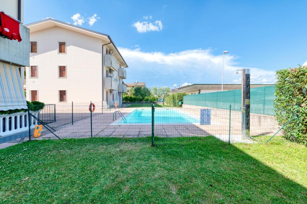 Apartment Wolf House - Sirmione