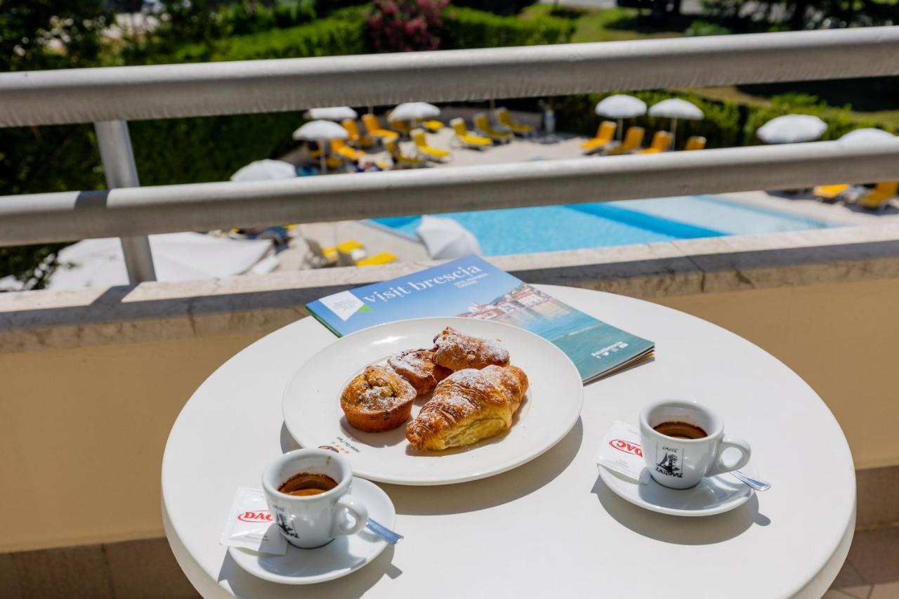 Khách sạn Du Parc 4*