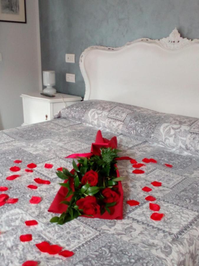 Rosalu - Adults Only Acomodação com café da manhã  Sirmione