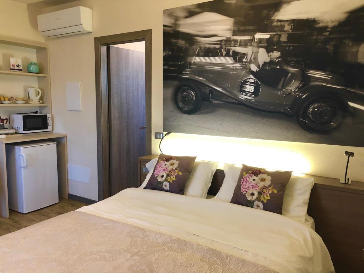 International & Apartment Sirmione