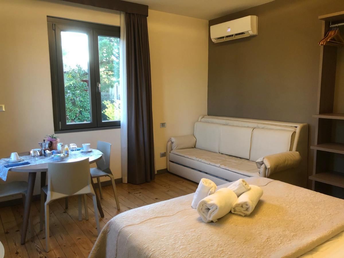 International & Apartment Sirmione