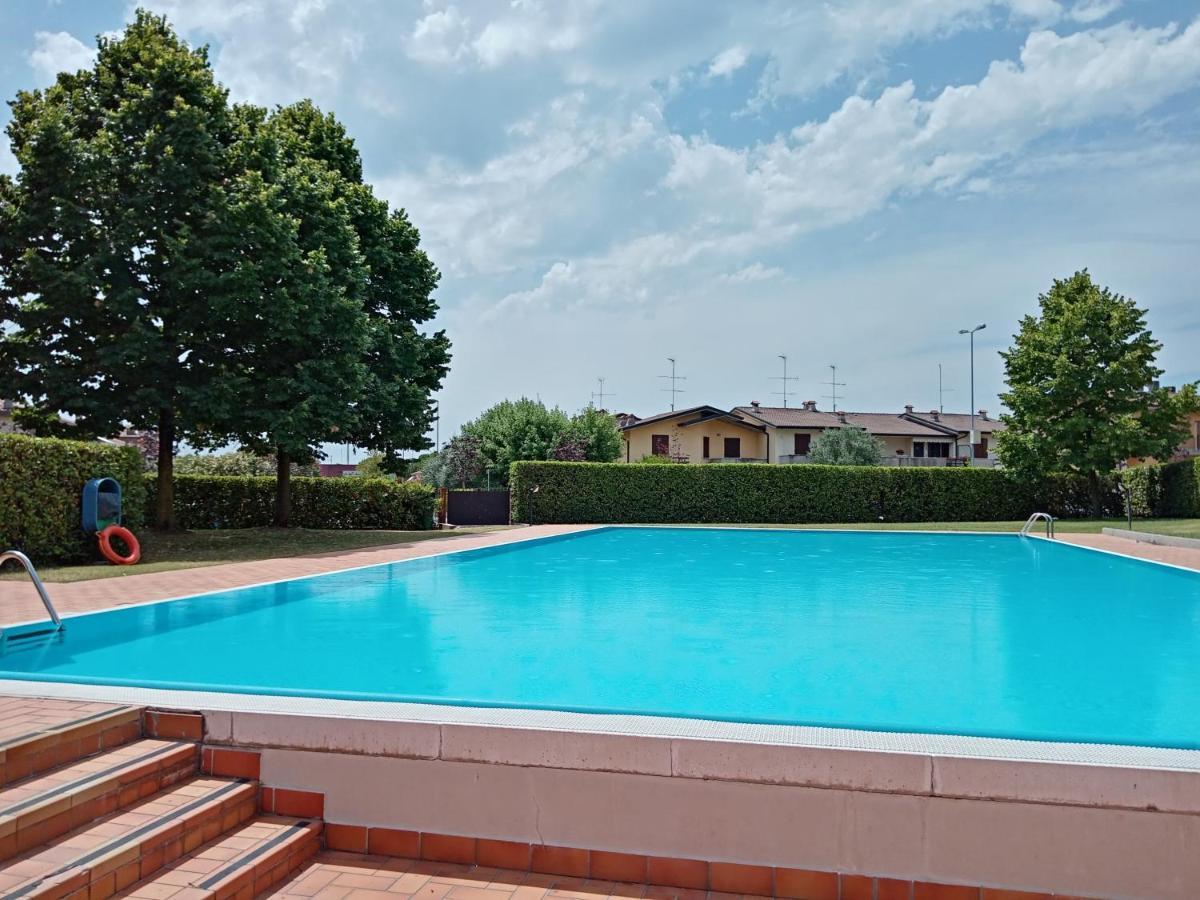 Angelica - Piano Terra Con Terrazza, Piscina E Garage Apartment