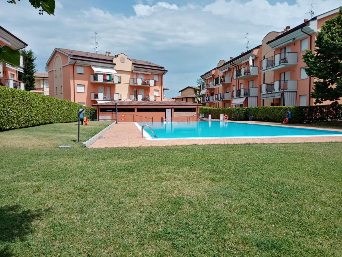 Angelica - Piano Terra Con Terrazza, Piscina E Garage *