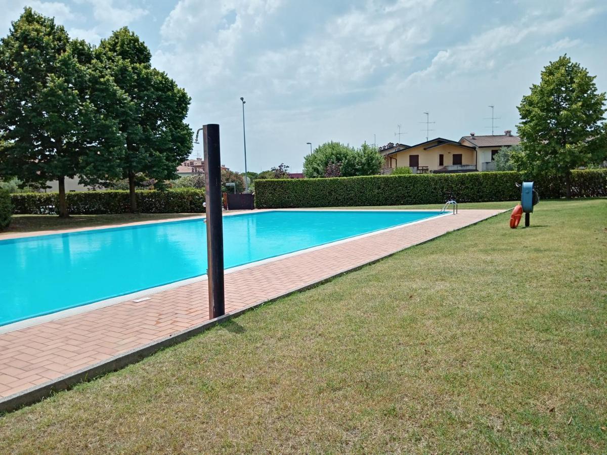 Angelica - Piano Terra Con Terrazza, Piscina E Garage Apartment