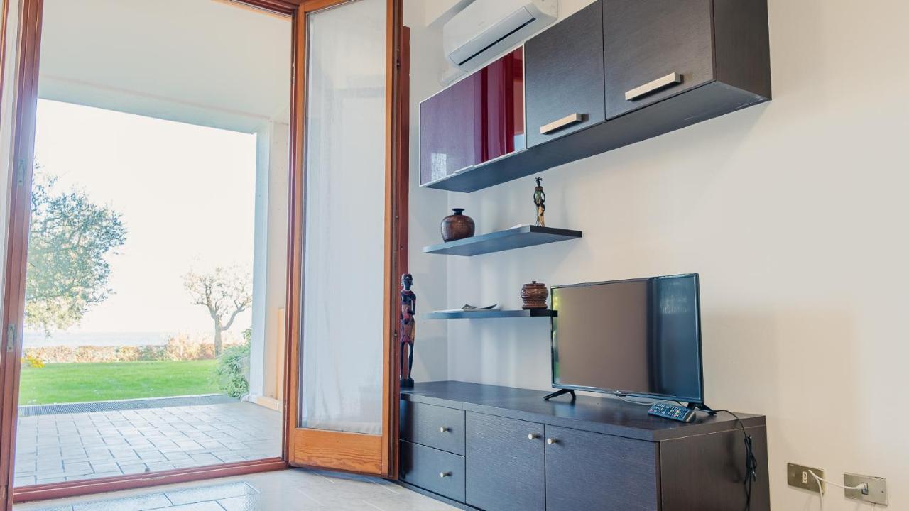 Vista - Italian Homing Apartment *