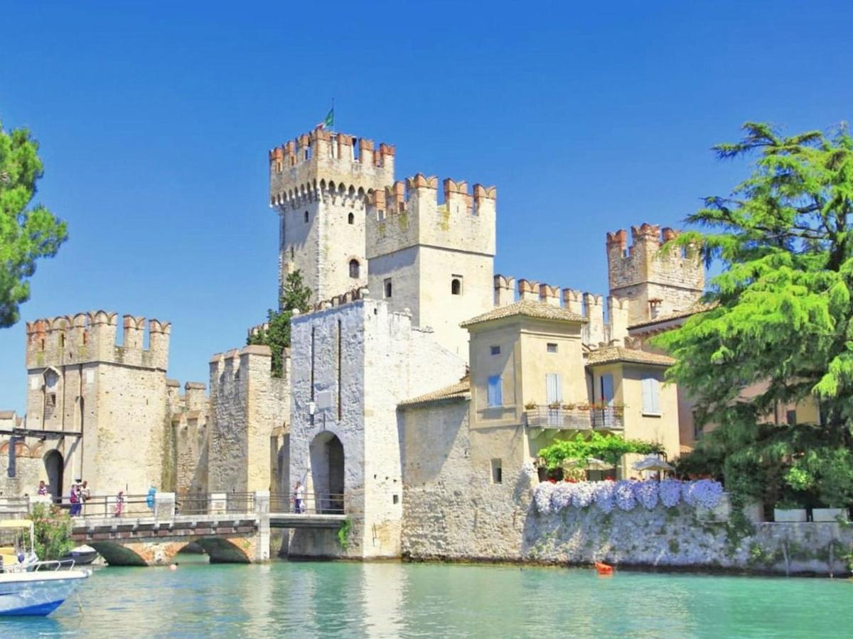 Tasteful In With Pool Sirmione