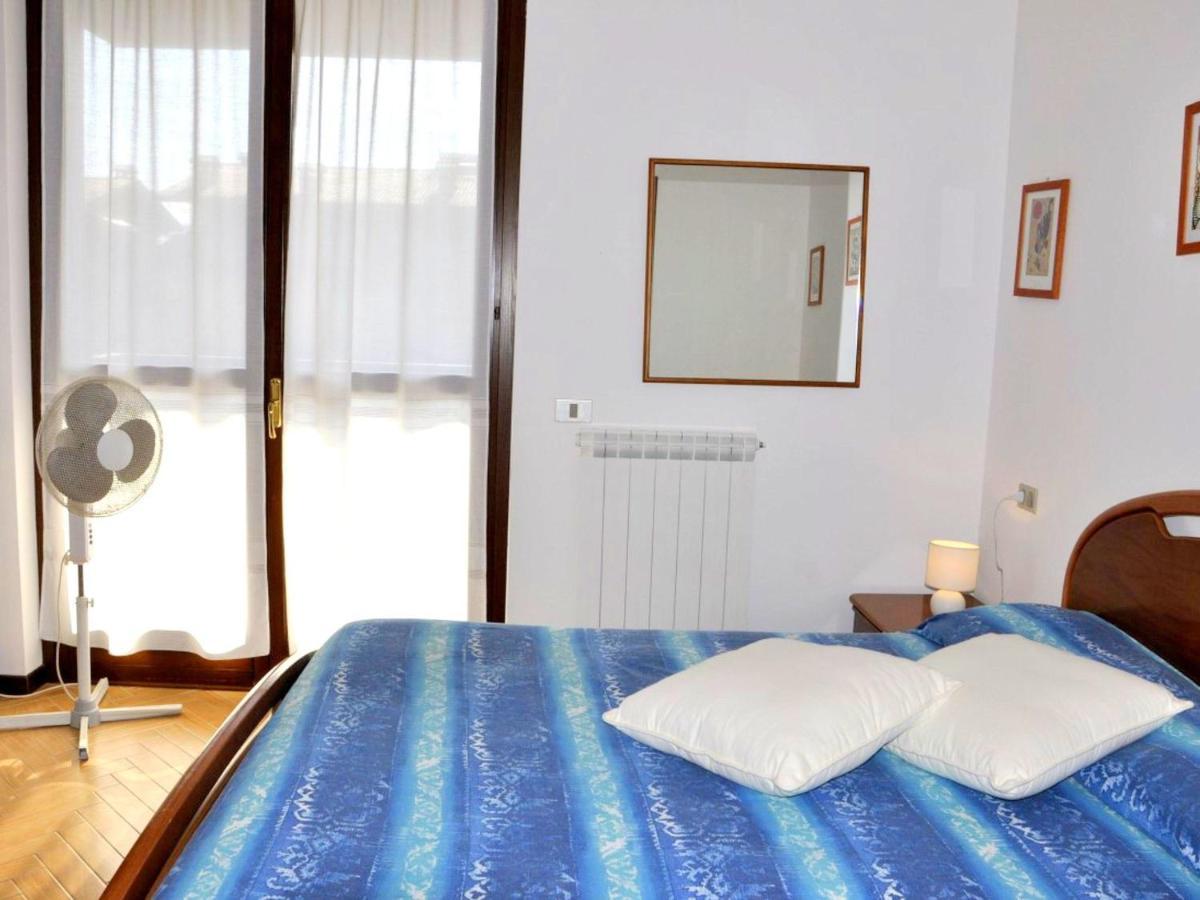 Holiday home Tasteful In With Pool Sirmione