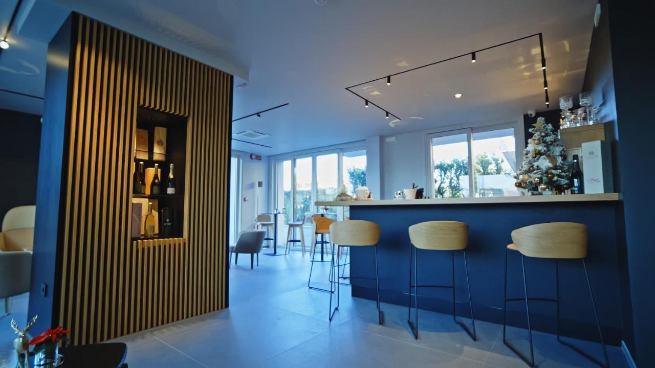 Cristal Hotel
