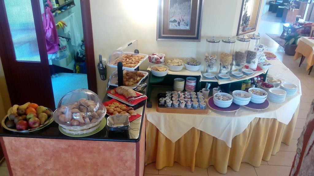 Astoria Lido Hotel 3*