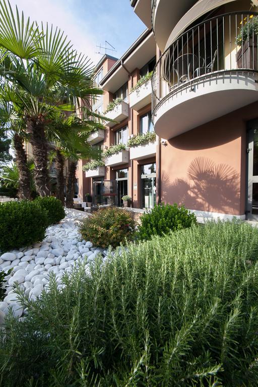 Aurora 3* Sirmione
