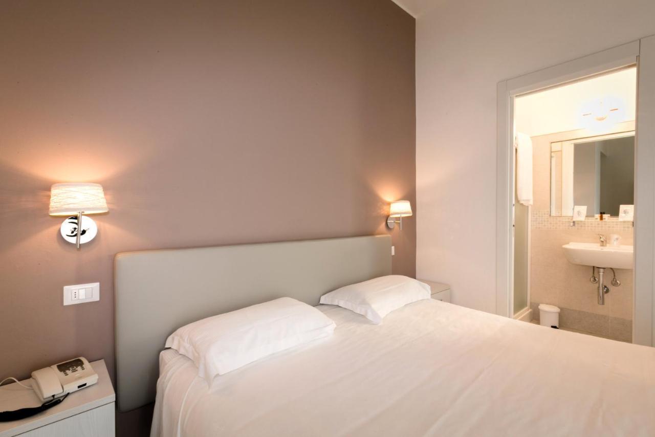 Saviola Hotel