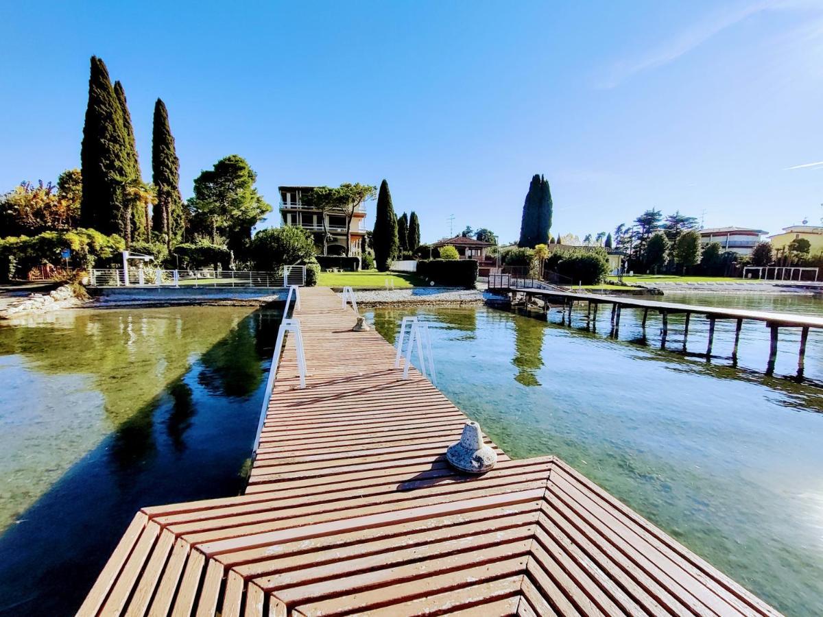 One Step From The - Italian Homing * Sirmione