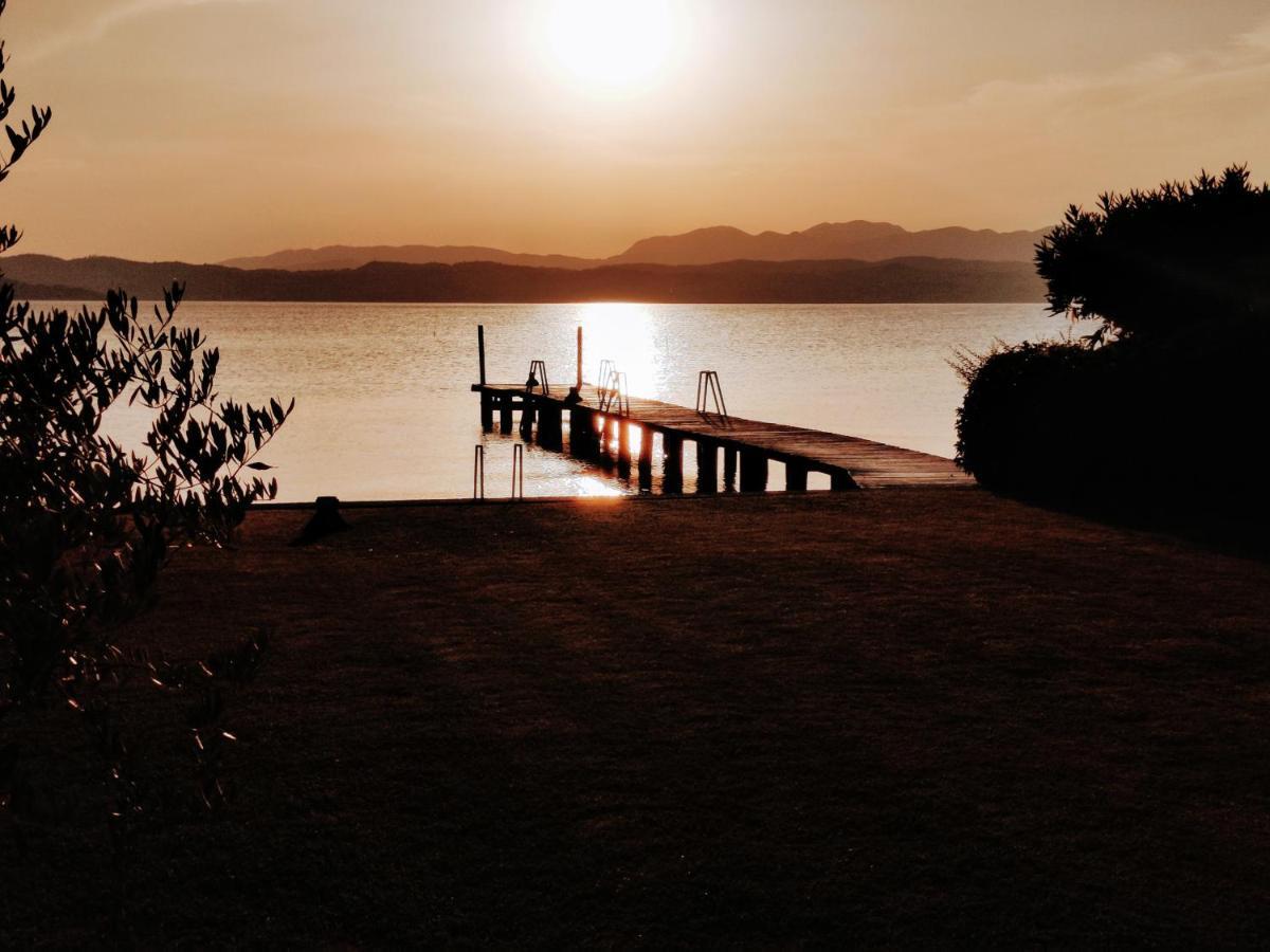 One Step From The - Italian Homing Apartment Sirmione