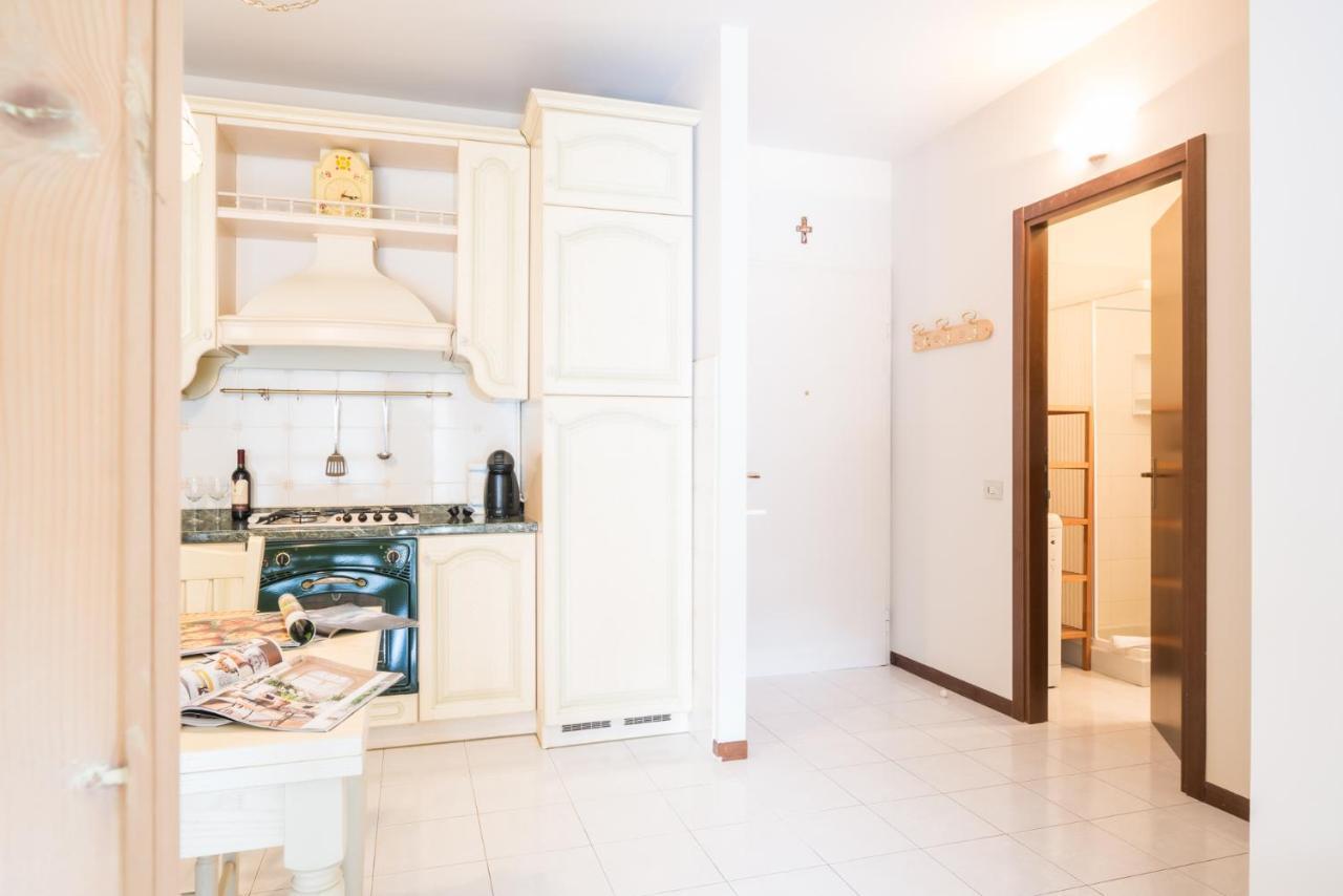 Appartement Gardappartamenti Giardino Pool Sirmione