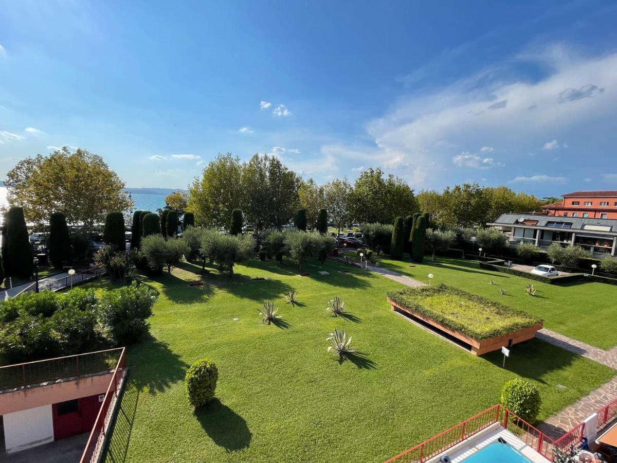 Apartment Splendid View A Few Steps From The Castle Sirmione