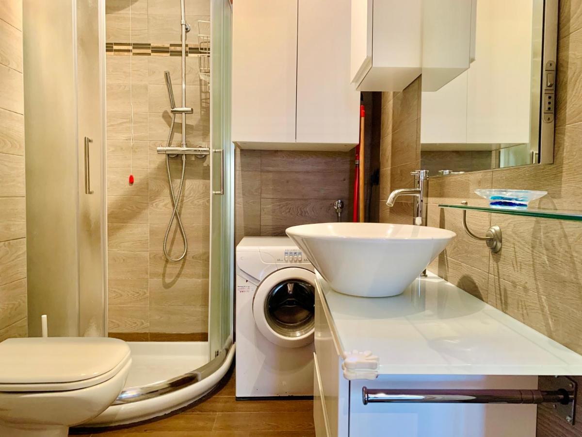 Ariel Apt Punta Gro' Apartment Sirmione