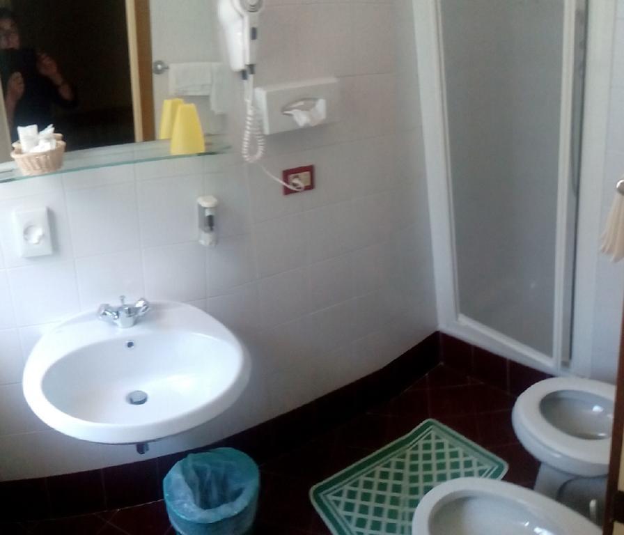 Astoria Lido Hotel 3*