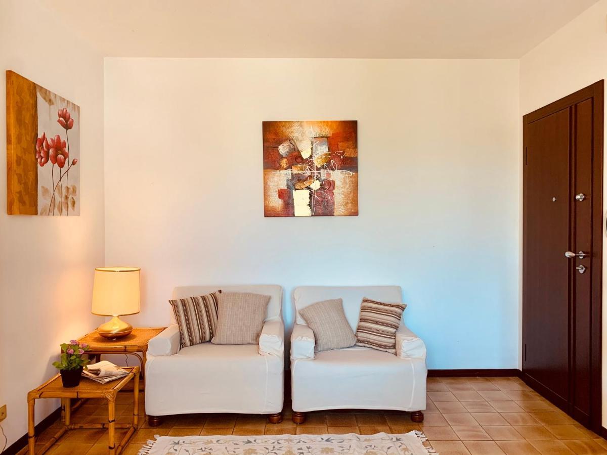 Azalea Apt *
