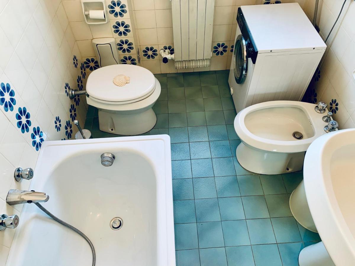 Căn hộ Azalea Apt