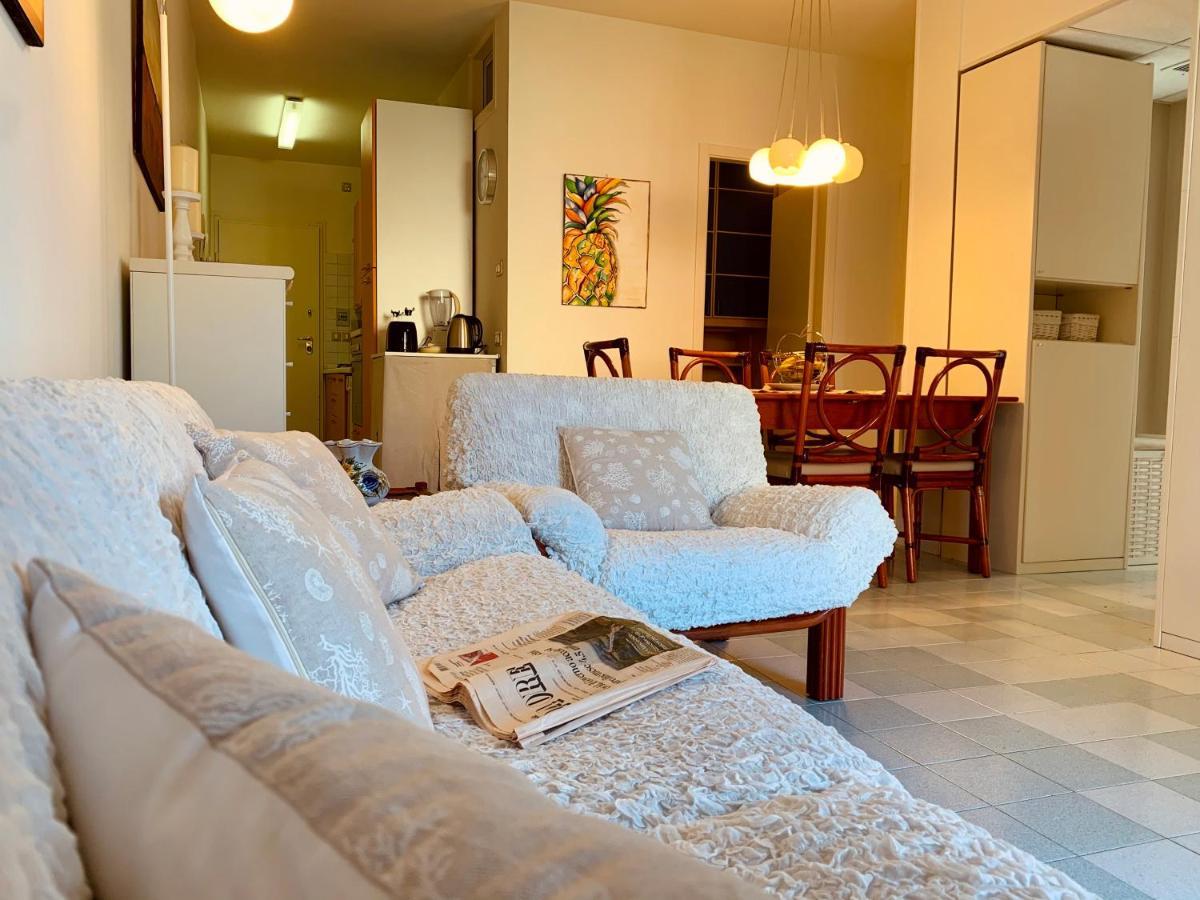 Apt 1 Garden Apartment *