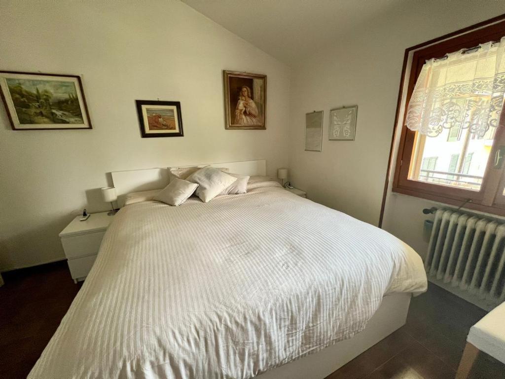 Ena Apt Fronte Lago Bilocale Con Piscina Parco E Pontile Privato Apartment Sirmione