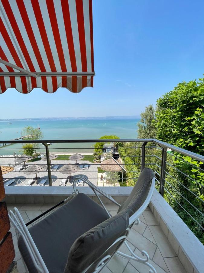 Acomodação com café da manhã  Le Petit Du Lac 3*
