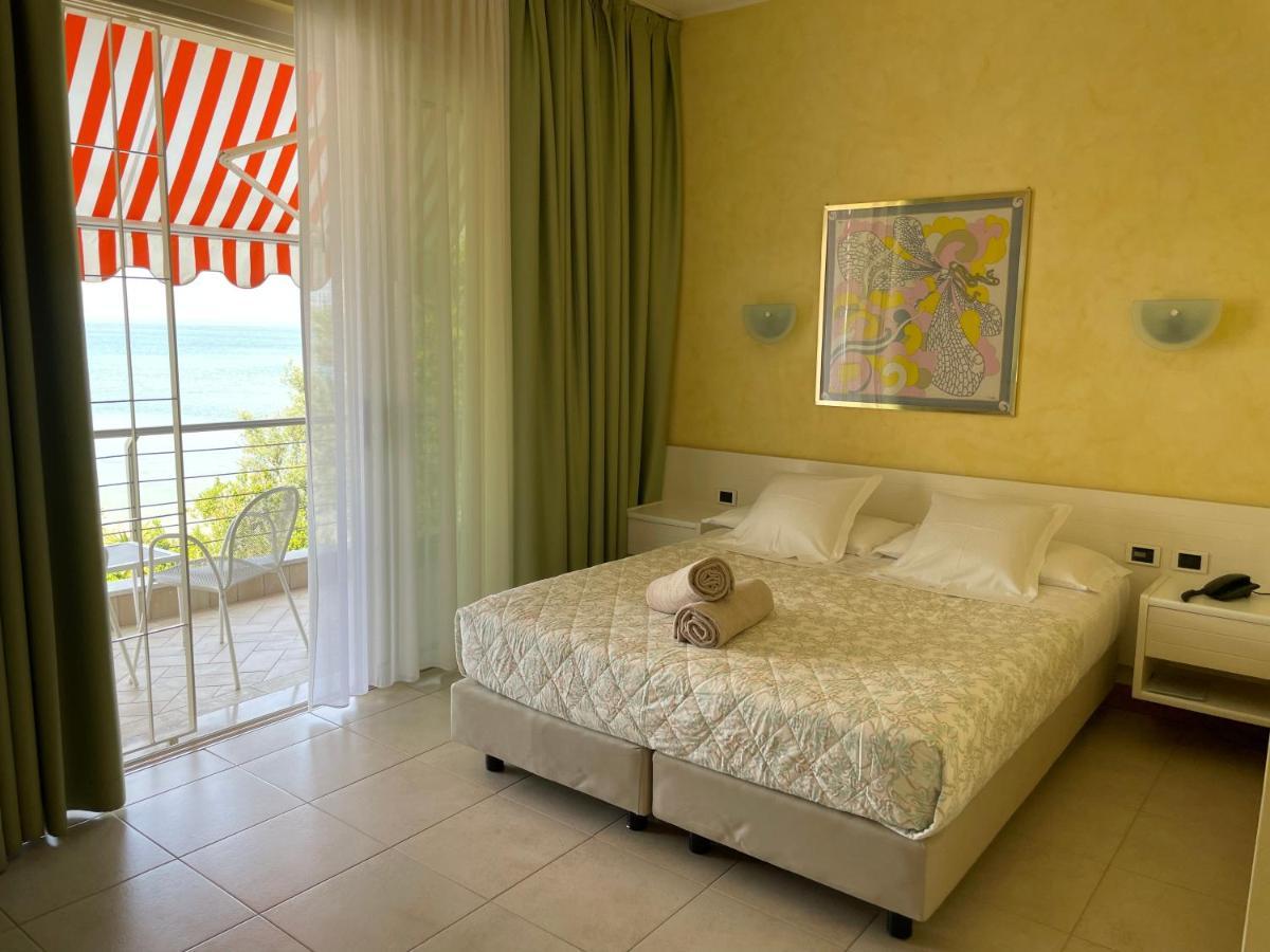 Le Petit Du Lac Acomodação com café da manhã  Sirmione