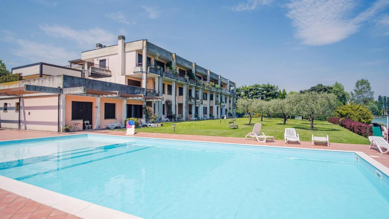 Vista - Italian Homing Sirmione