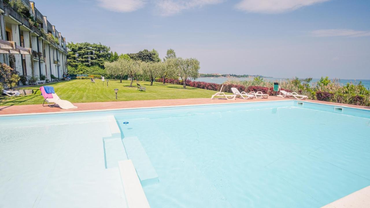 Vista - Italian Homing Apartment