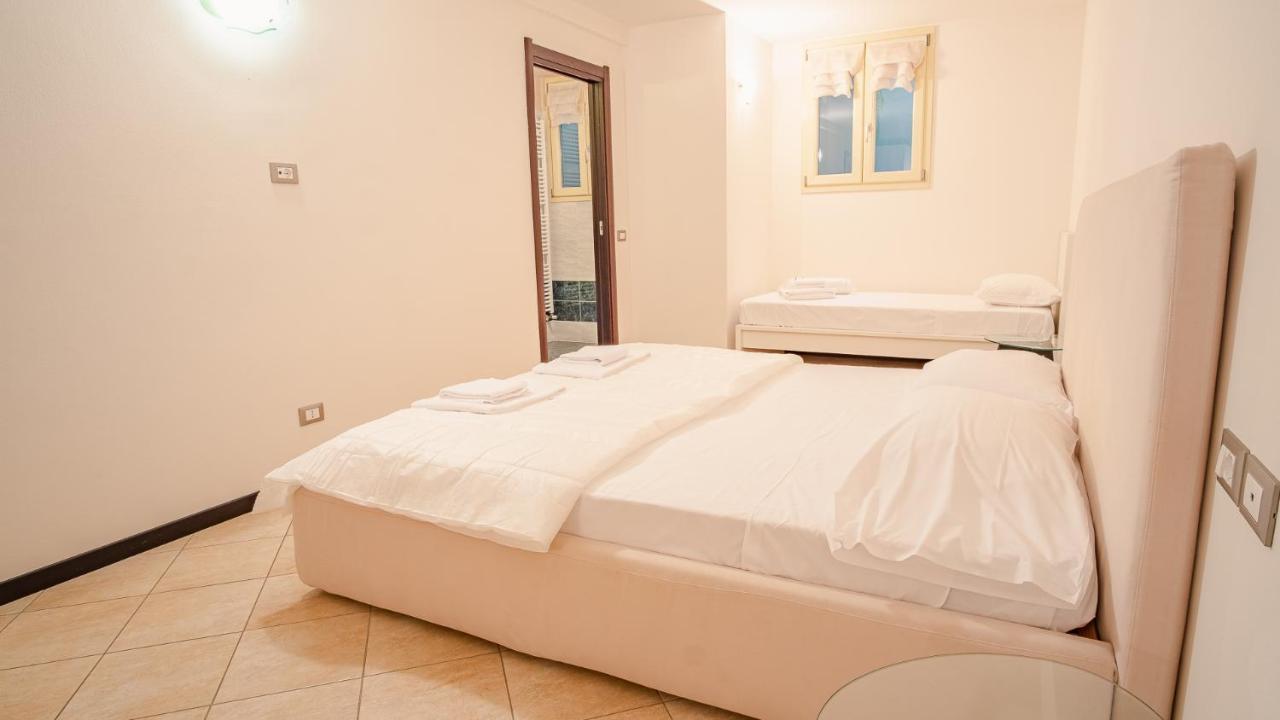 Endless Summer - Italian Homing Apartman Sirmione