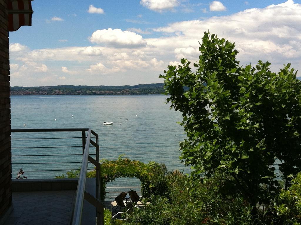 Acomodação com café da manhã  Le Petit Du Lac Sirmione