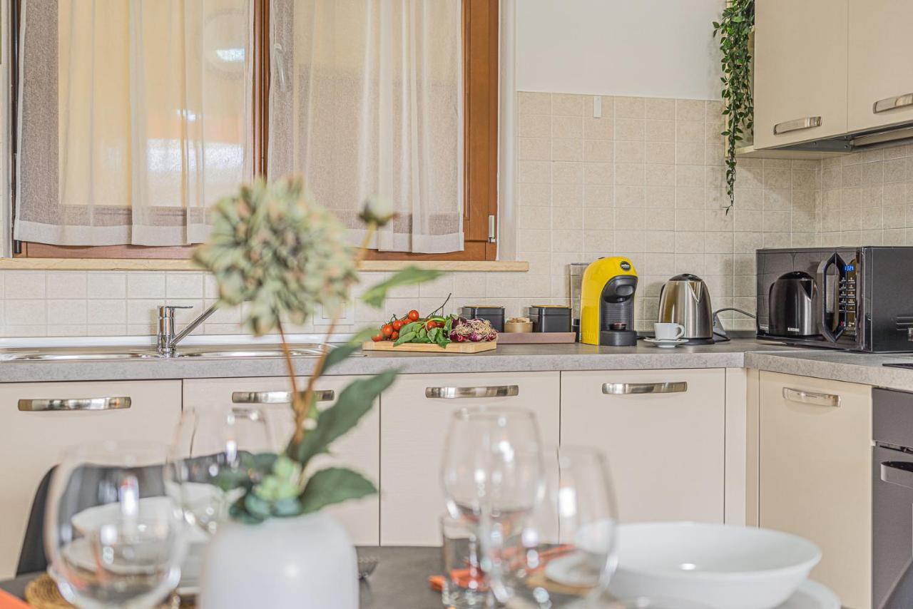 Hygge Family - One Step Away From The Lake!!! Sirmione