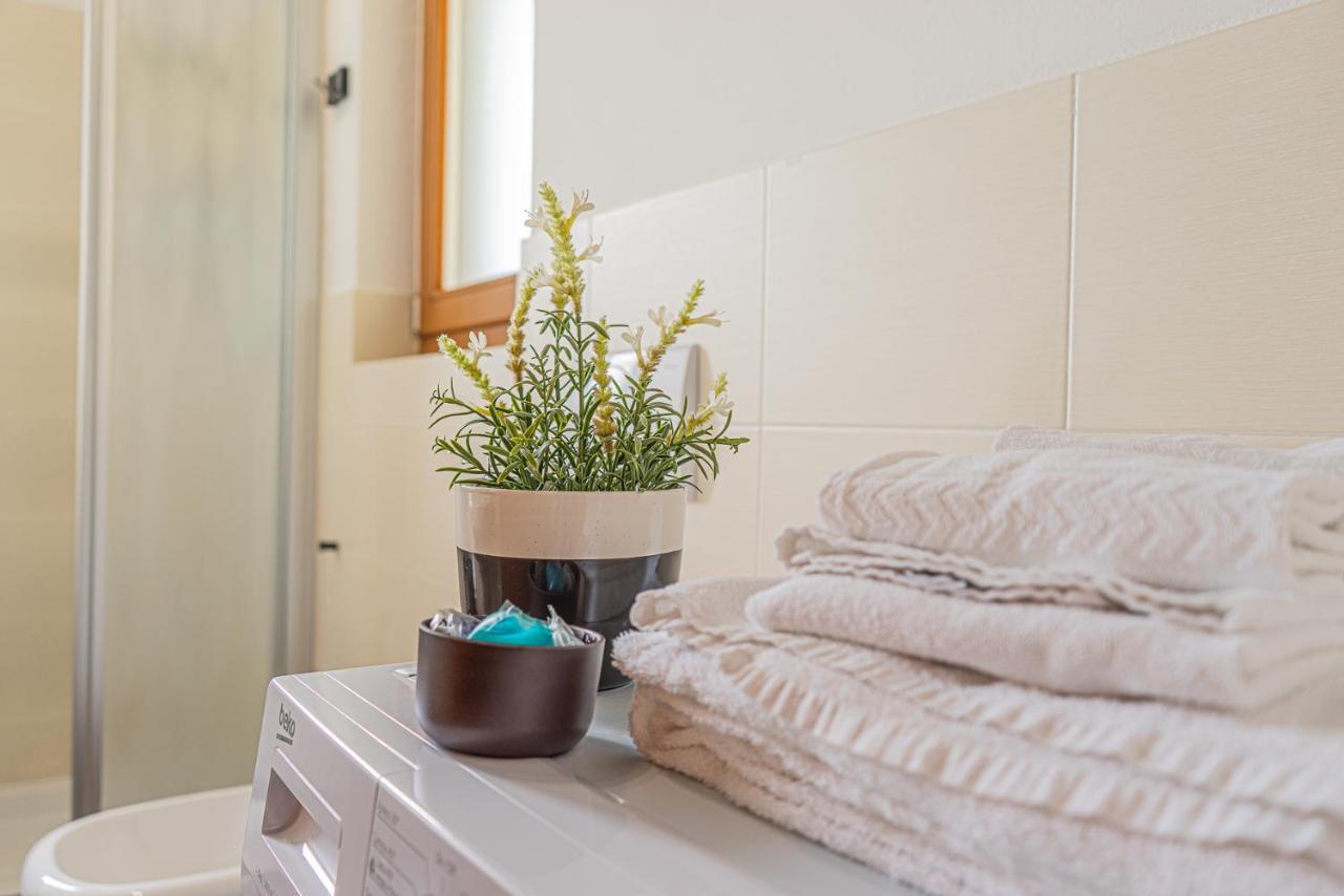 Apartment Hygge Family - One Step Away From The Lake!!! *