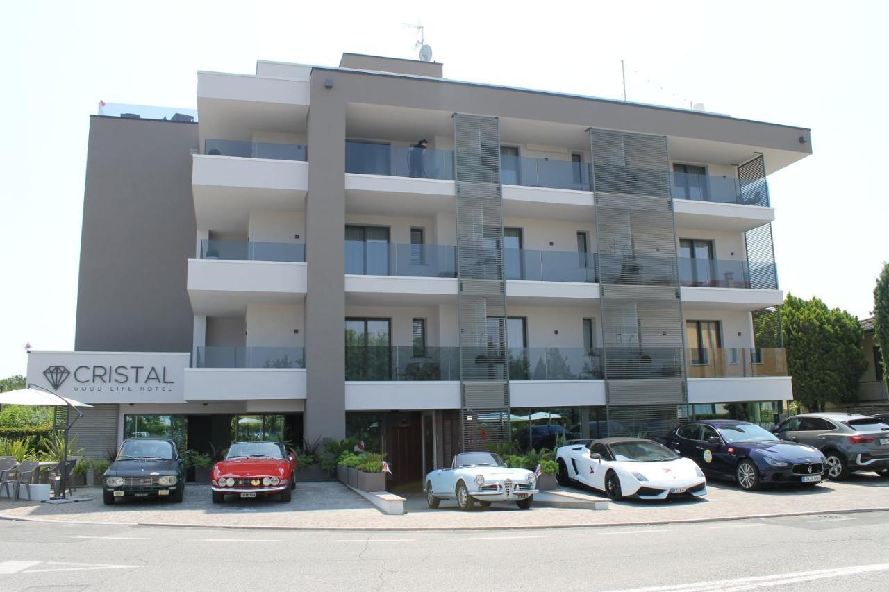 Cristal Hotel 3*