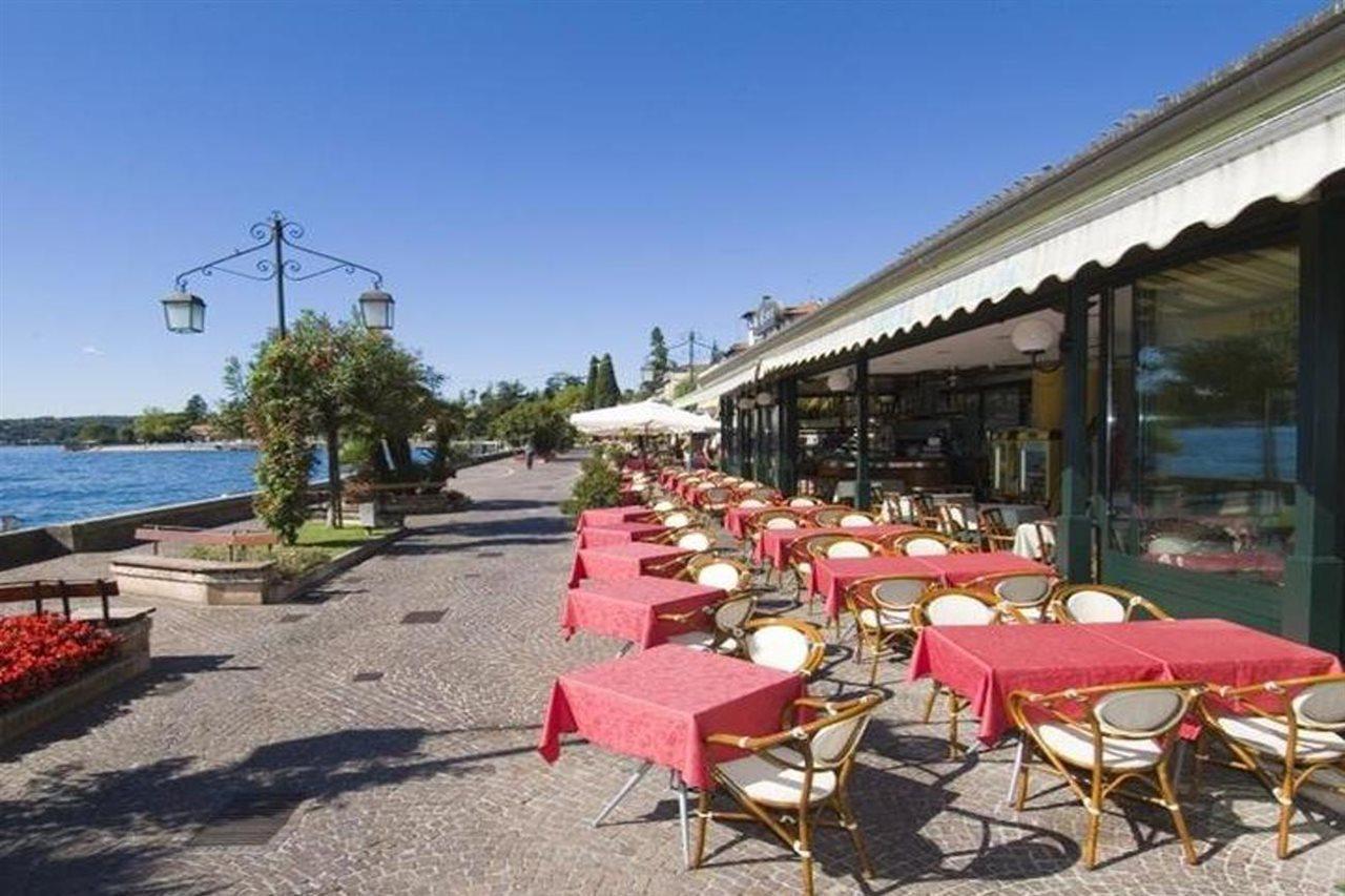 Acomodação com café da manhã  Le Petit Du Lac 3*