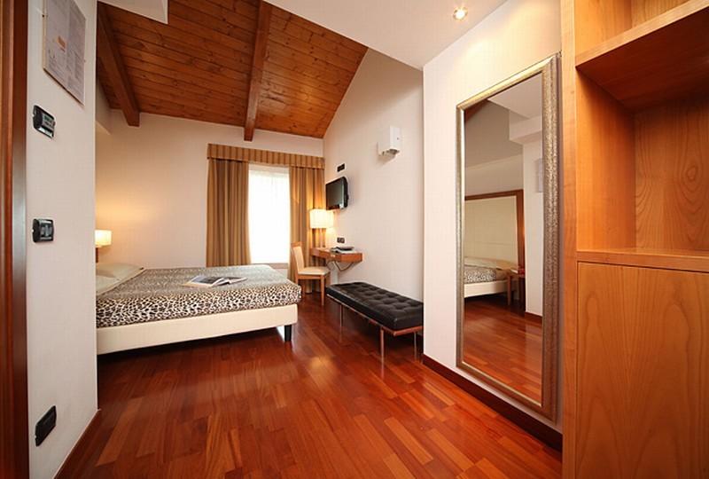 Mavino 3* Sirmione