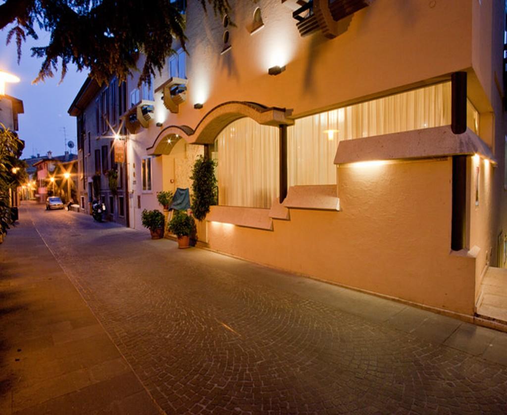 Mavino 3* Sirmione