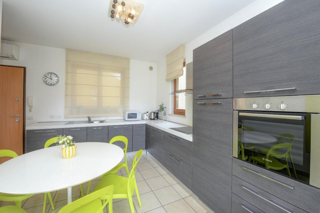 Benacus F4 Apartment *
