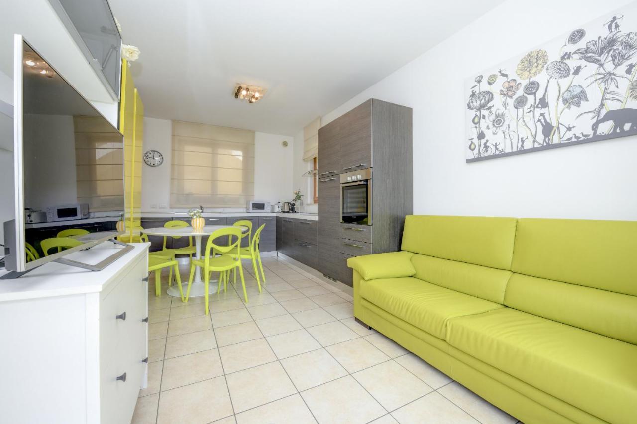 Benacus F4 Apartment