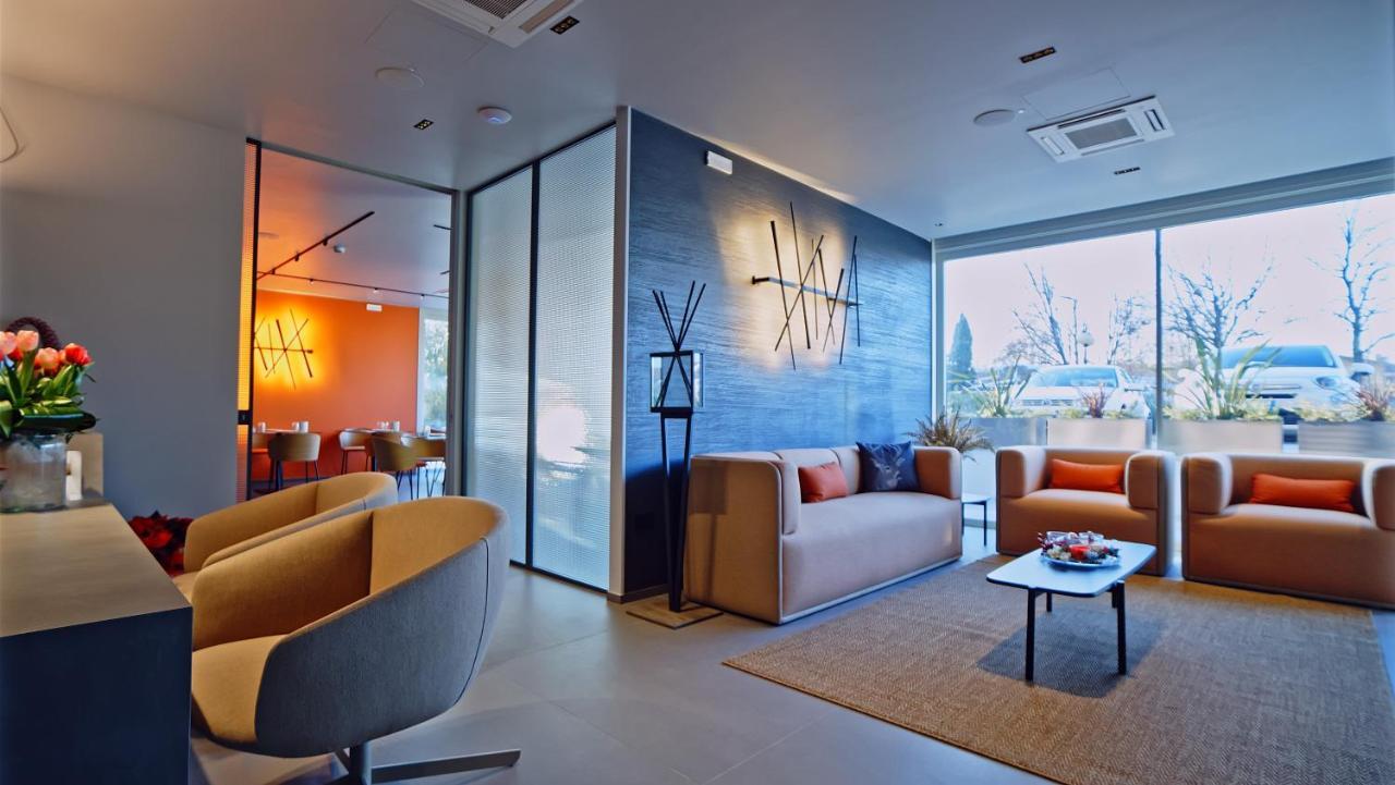 Cristal Hotel