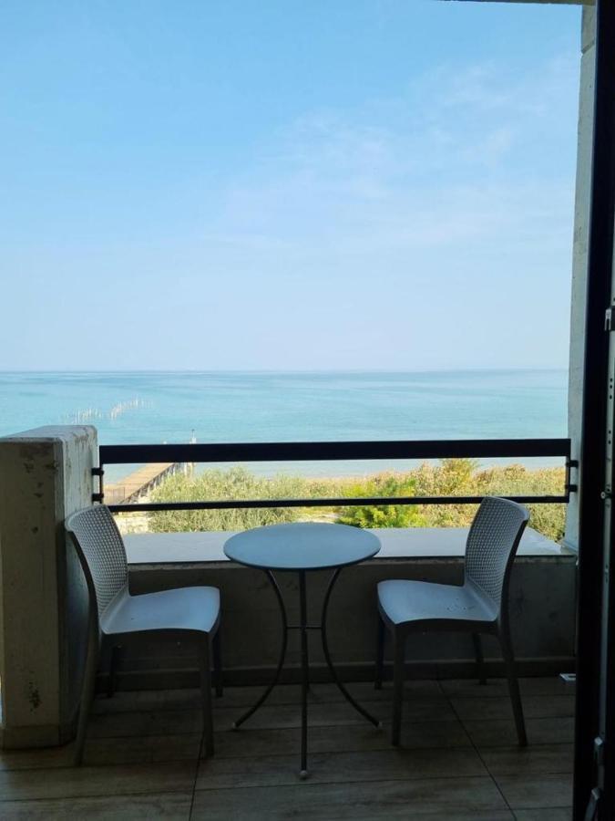 Bmp Orchidea Piscina, Giardino E Con Molo Holiday home