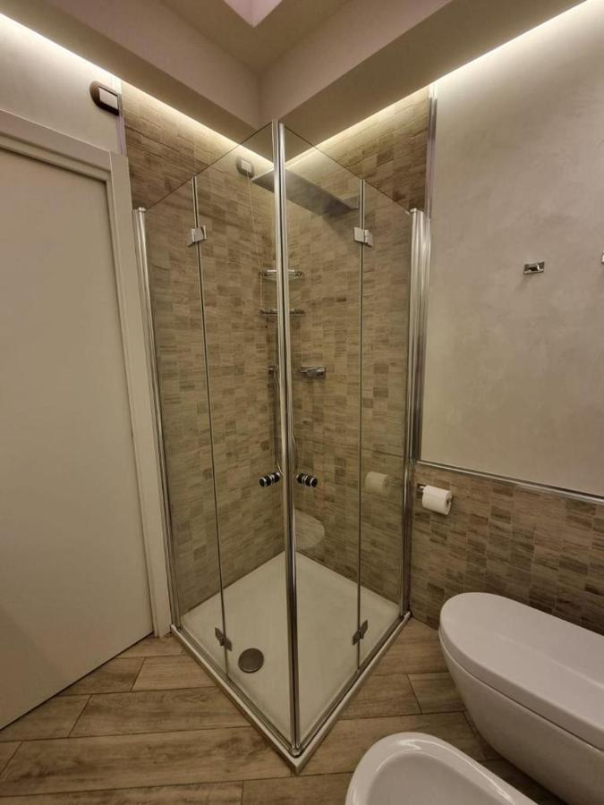 Holiday home Bmp Orchidea Piscina, Giardino E Con Molo Sirmione