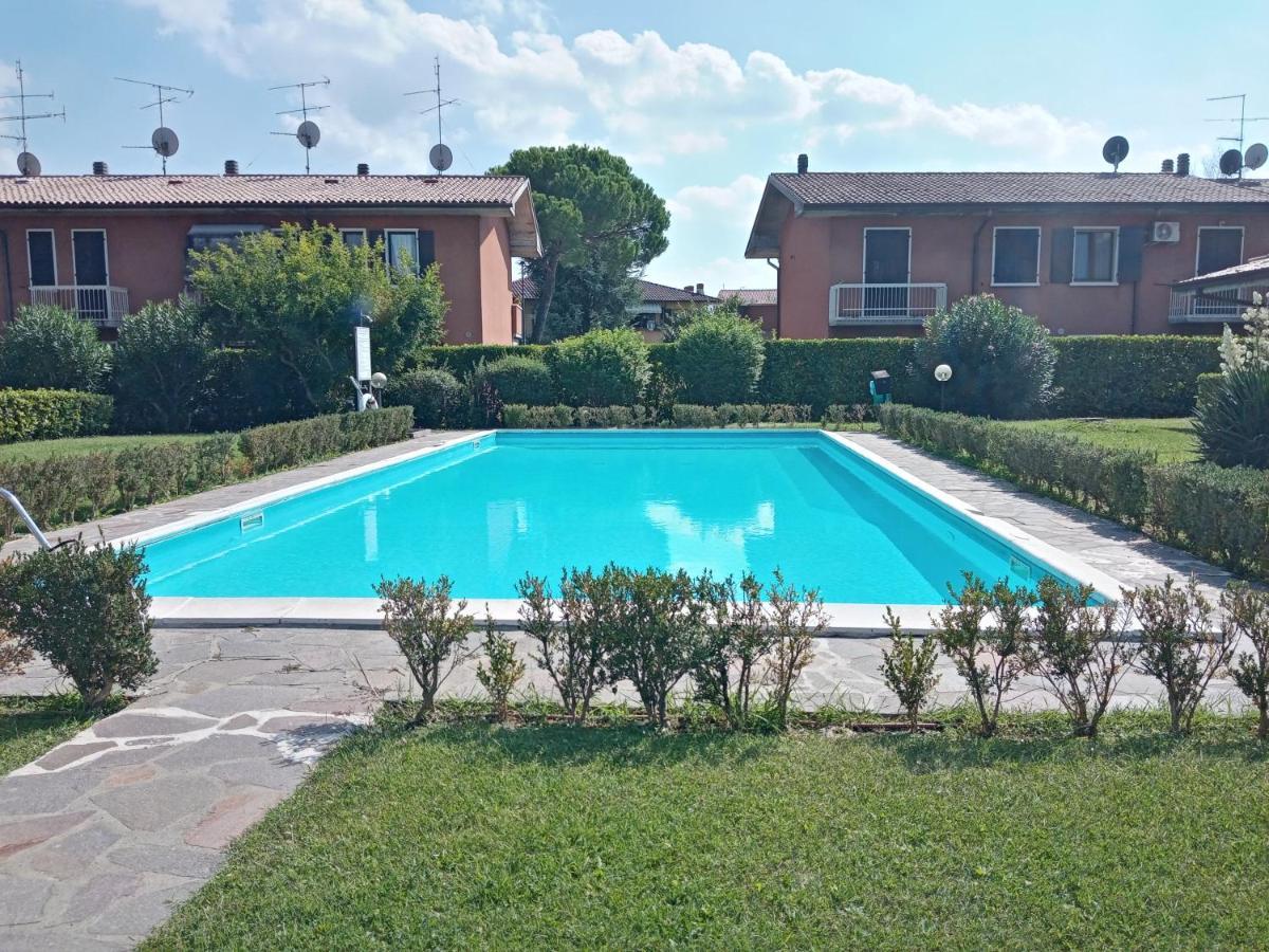 Casa Palmeta - 2 Bedrooms With Pool Apartment Sirmione